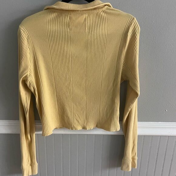 Aerie Pale Yellow Collared Ribbed Knit Cropped Long Sleeve Top Size XL - Picture 9 of 10